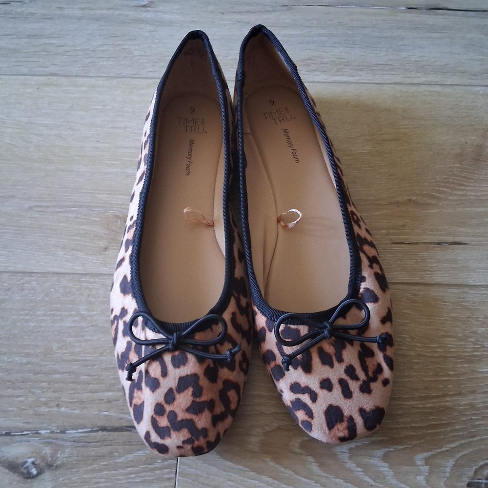 Time and Tru Animal Print Flats with Bow